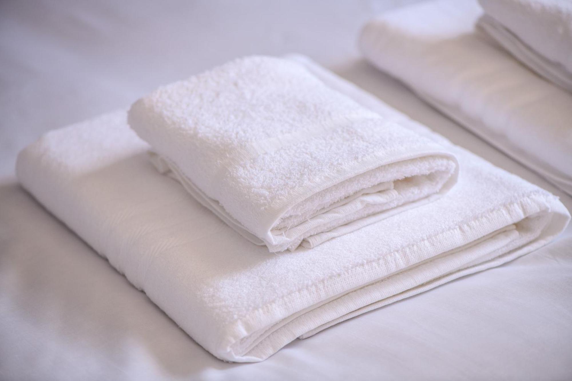 Suite 3 - 1 Bed Apartment King Size Bed リンカーン エクステリア 写真